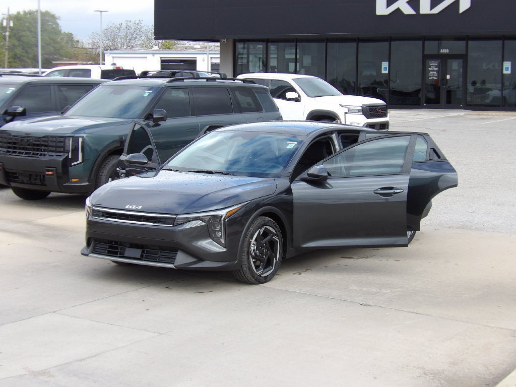 2026 Kia K4 EX