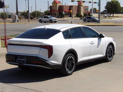 2026 Kia K4 EX