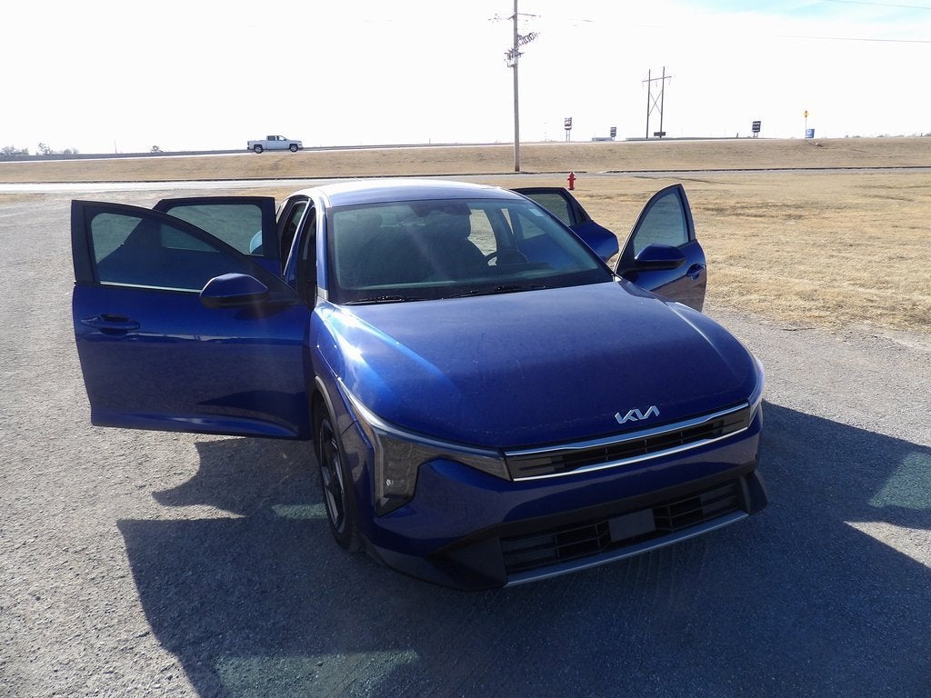 2025 Kia K4 EX