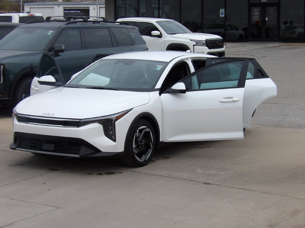 2026 Kia K4 EX