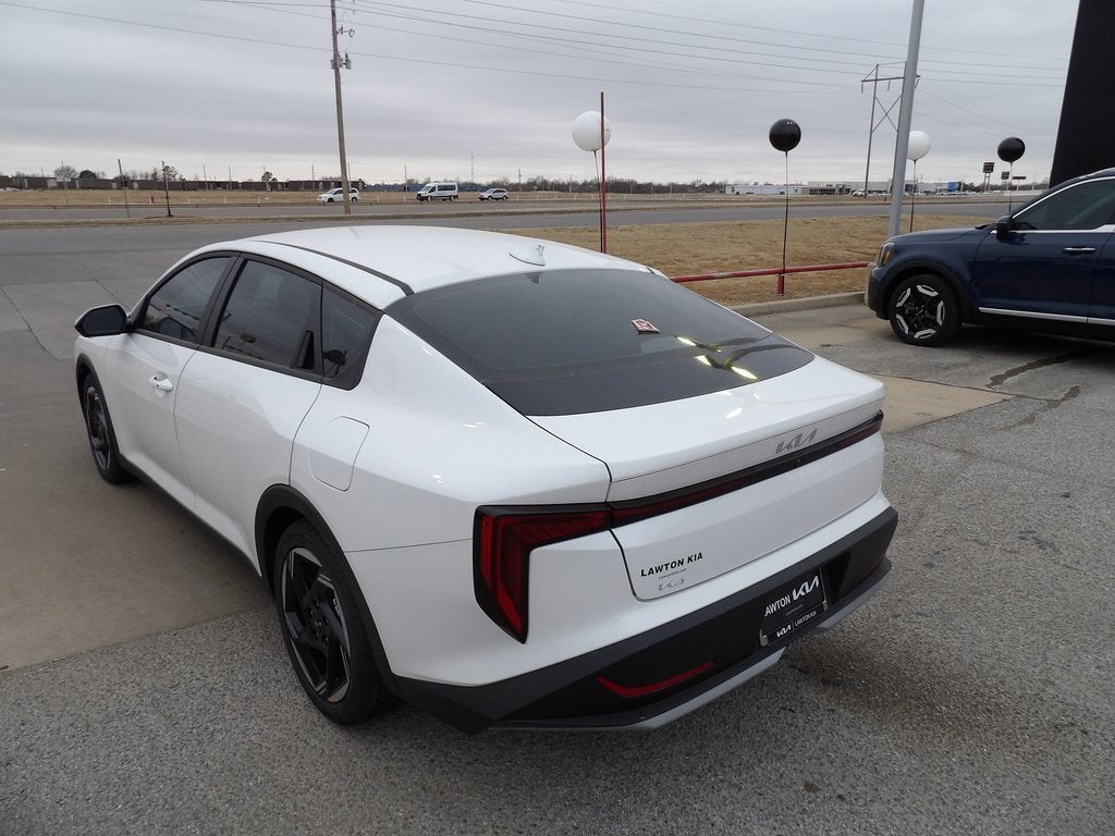 2025 Kia K4 EX
