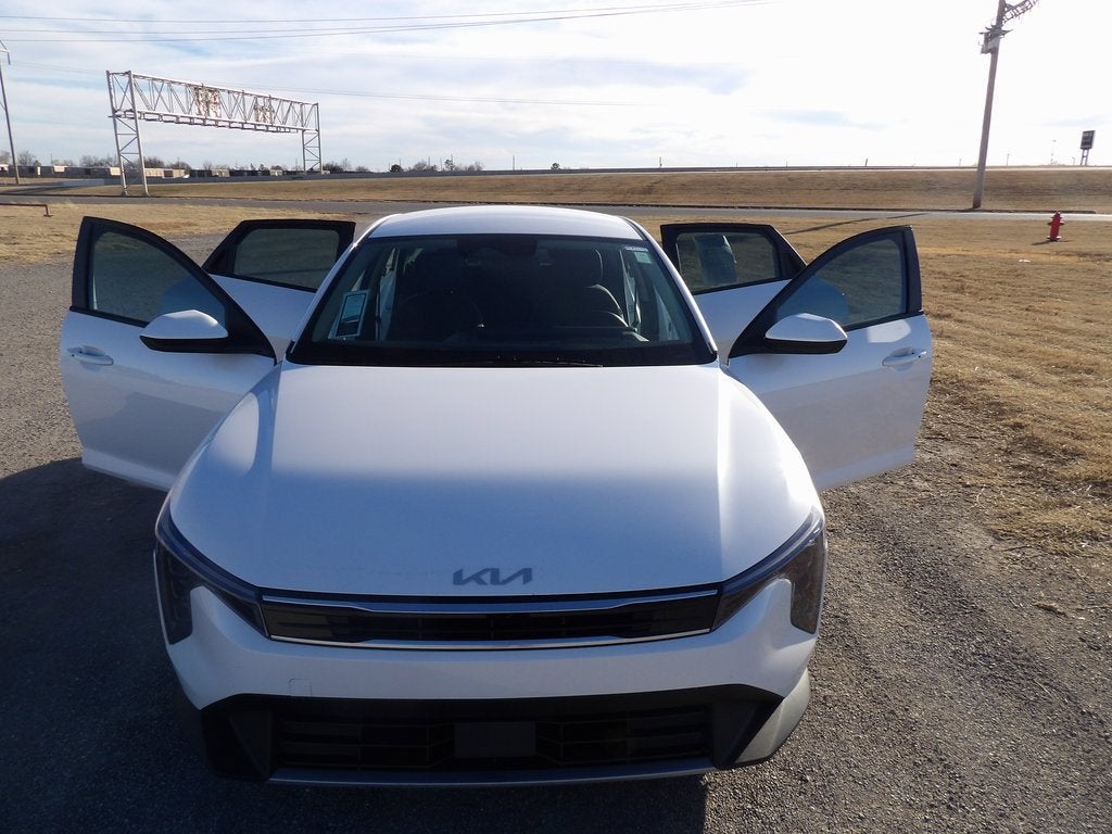 2025 Kia K4 EX