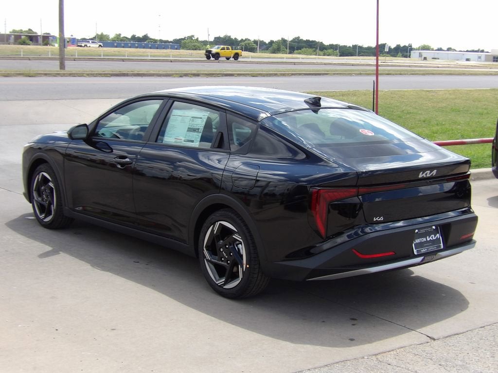 2026 Kia K4 EX