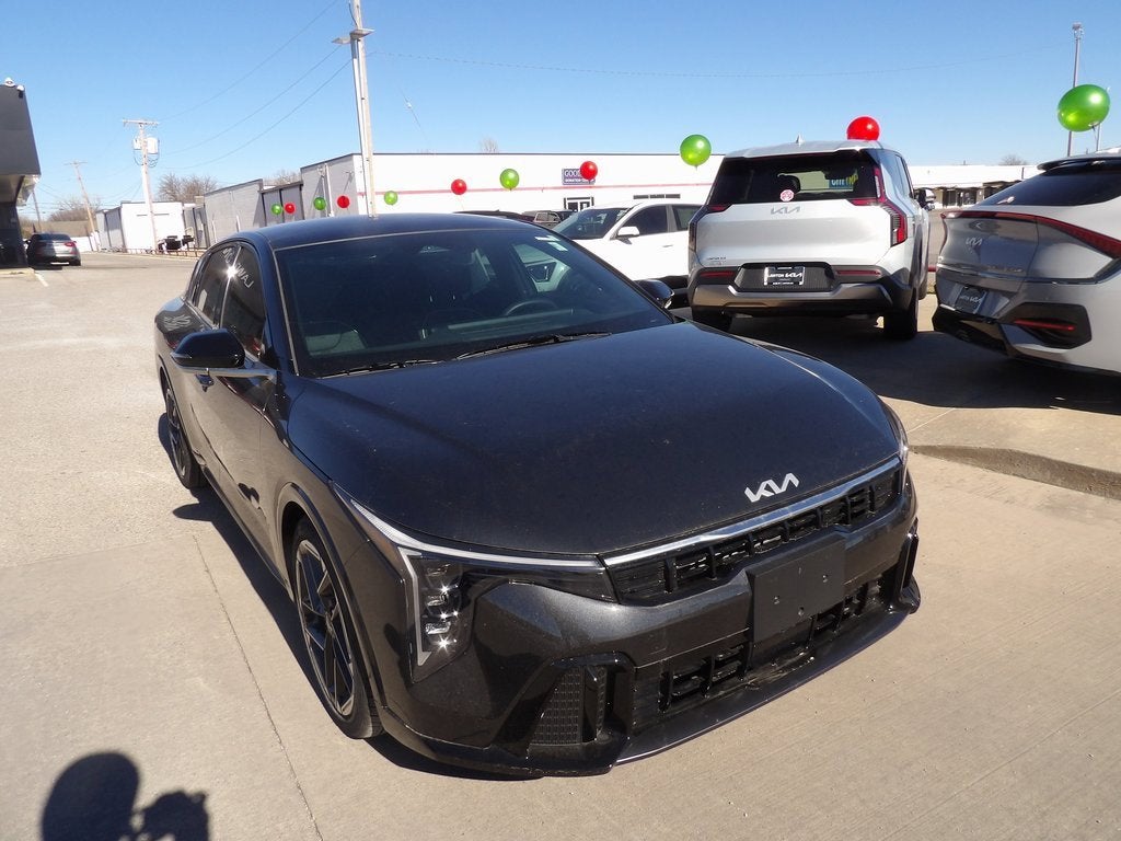 2025 Kia K4 GT-Line