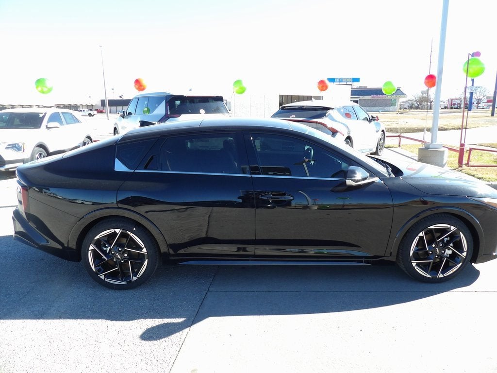 2025 Kia K4 GT-Line