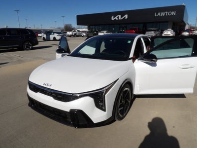 2025 Kia K4 GT-Line