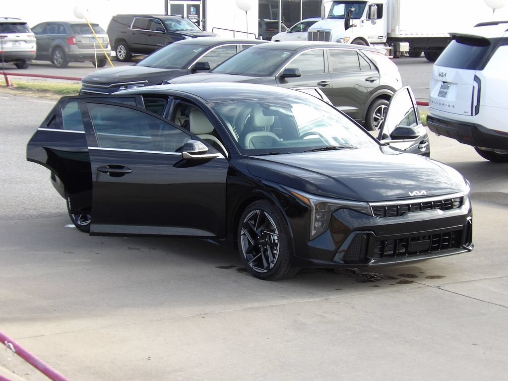 2026 Kia K4 GT-Line