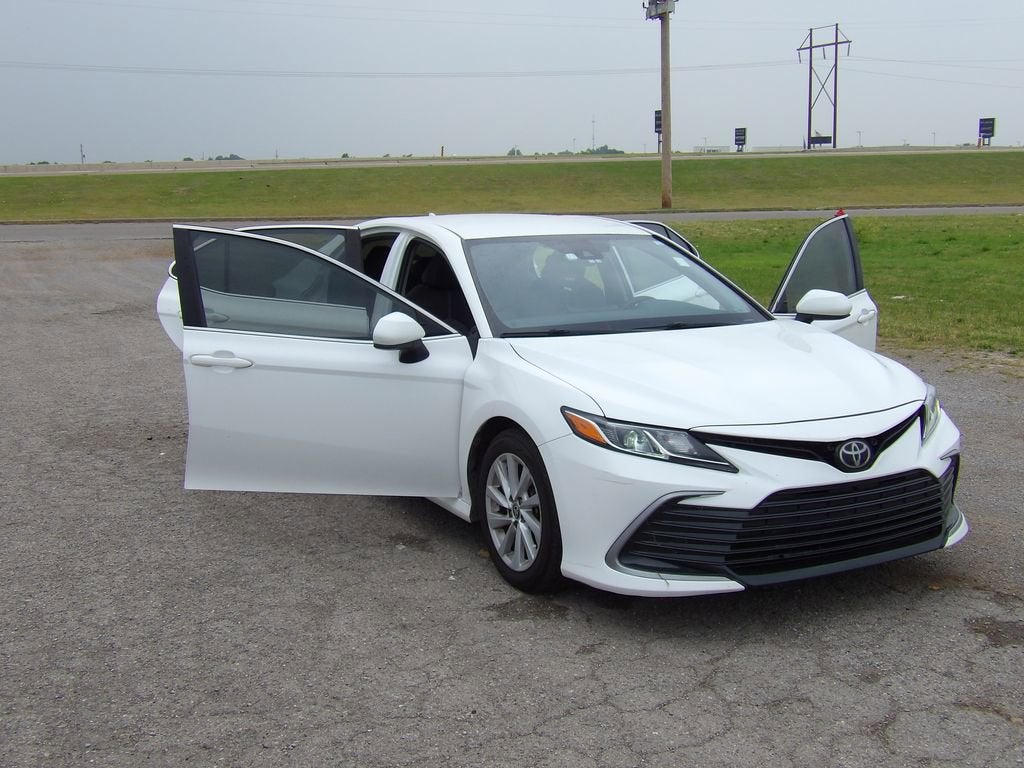2021 Toyota Camry LE