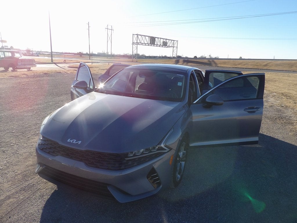2023 Kia K5 EX