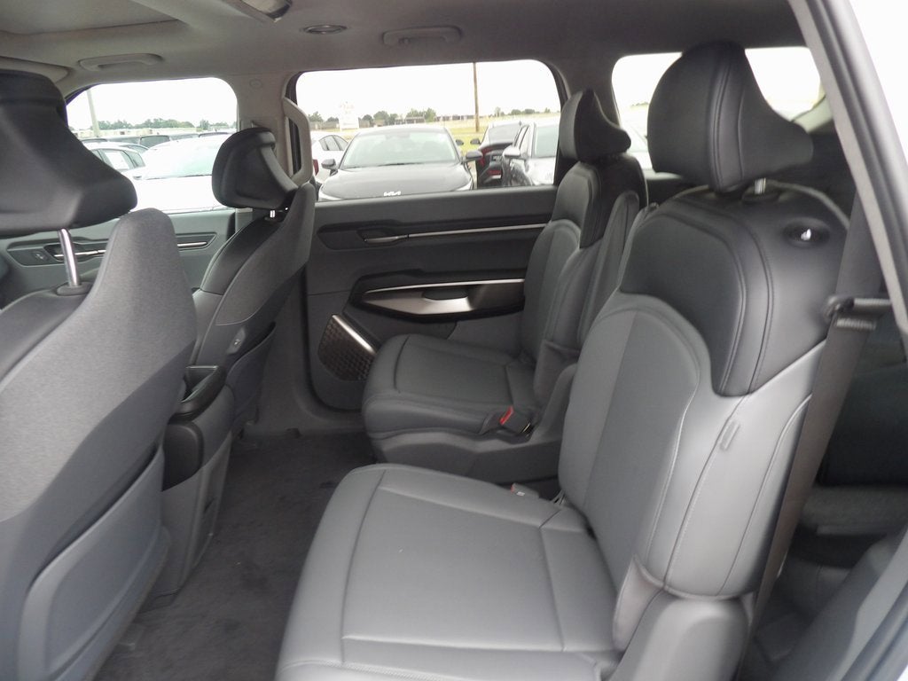 2026 Kia EV9 Light Long Range