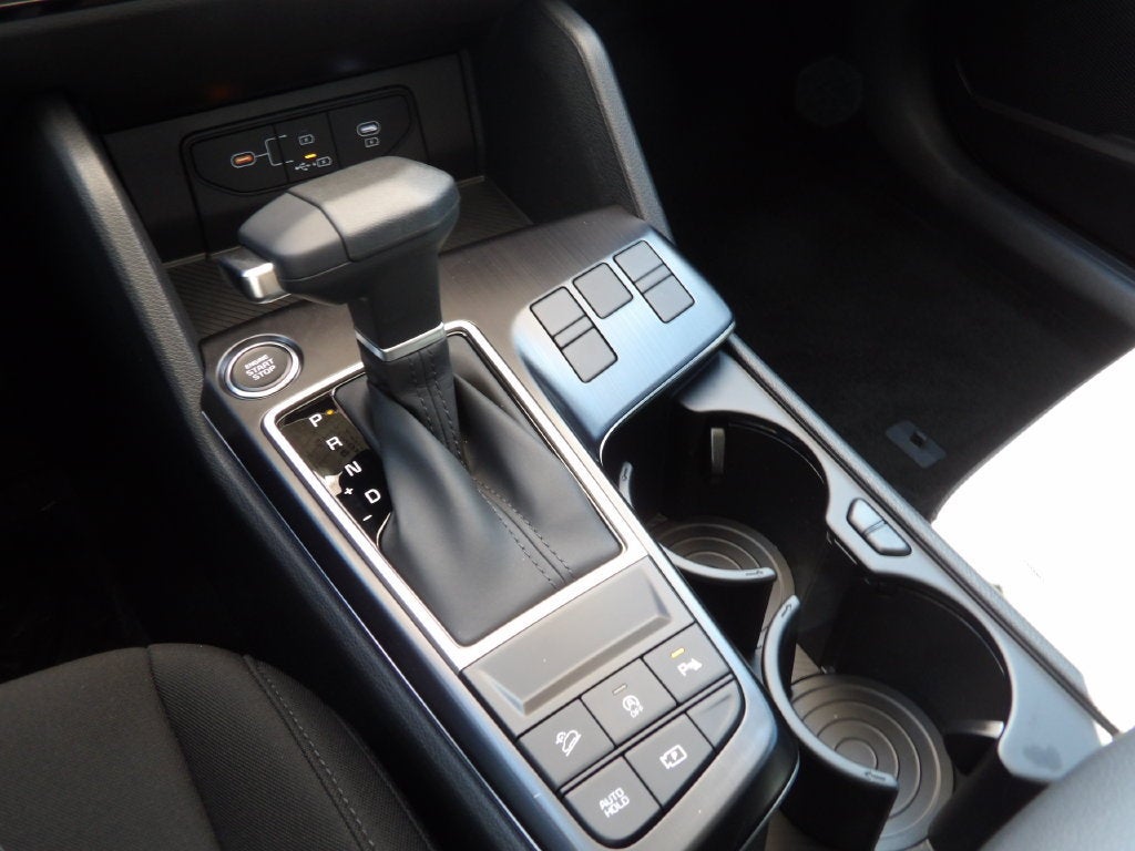 2027 Kia Sportage LX