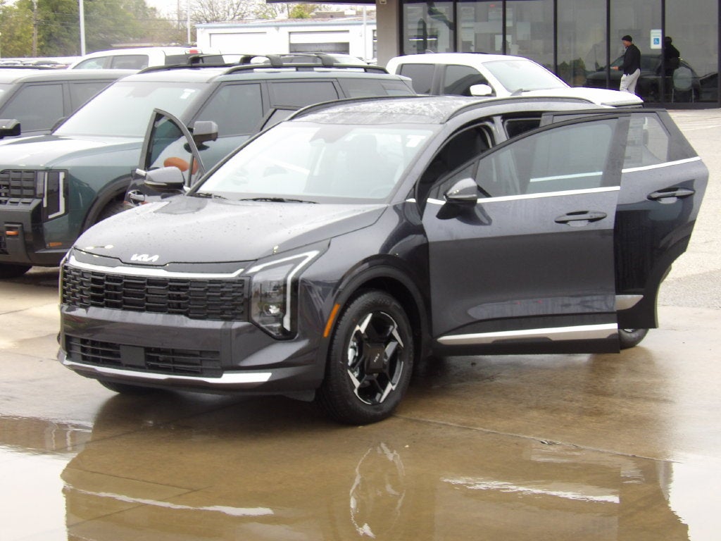 2027 Kia Sportage EX