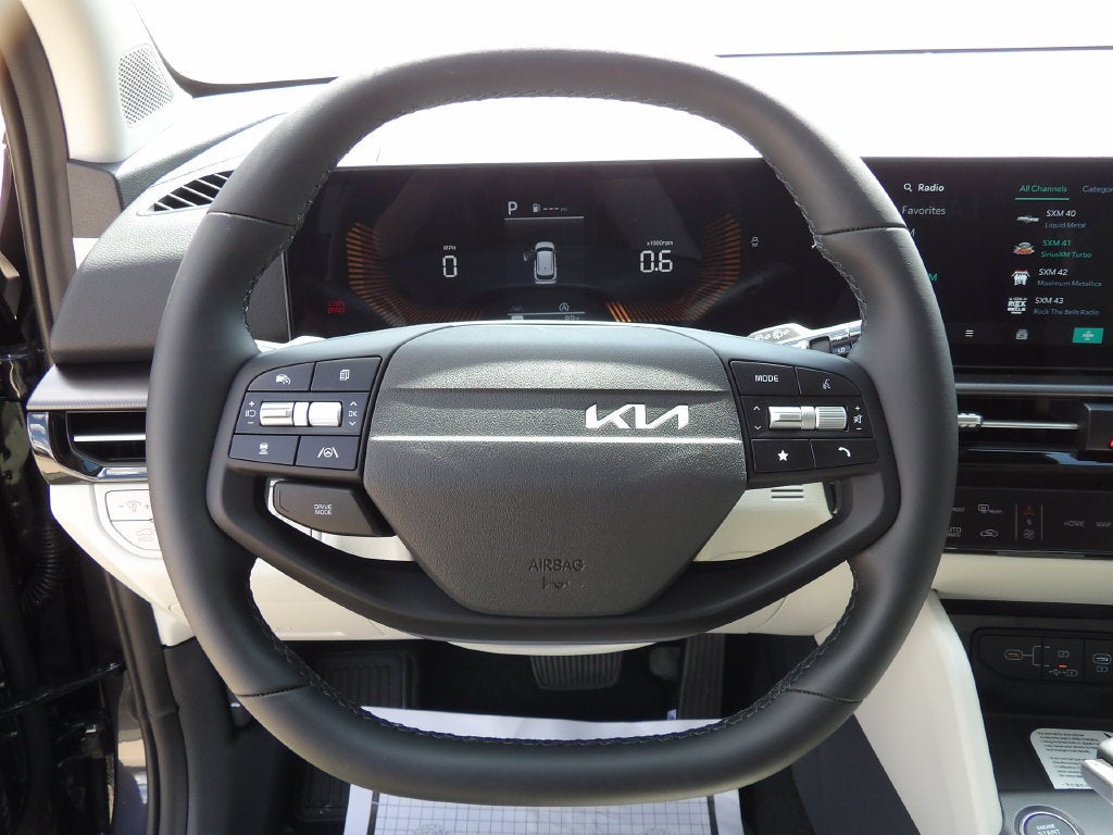 2027 Kia Sportage EX