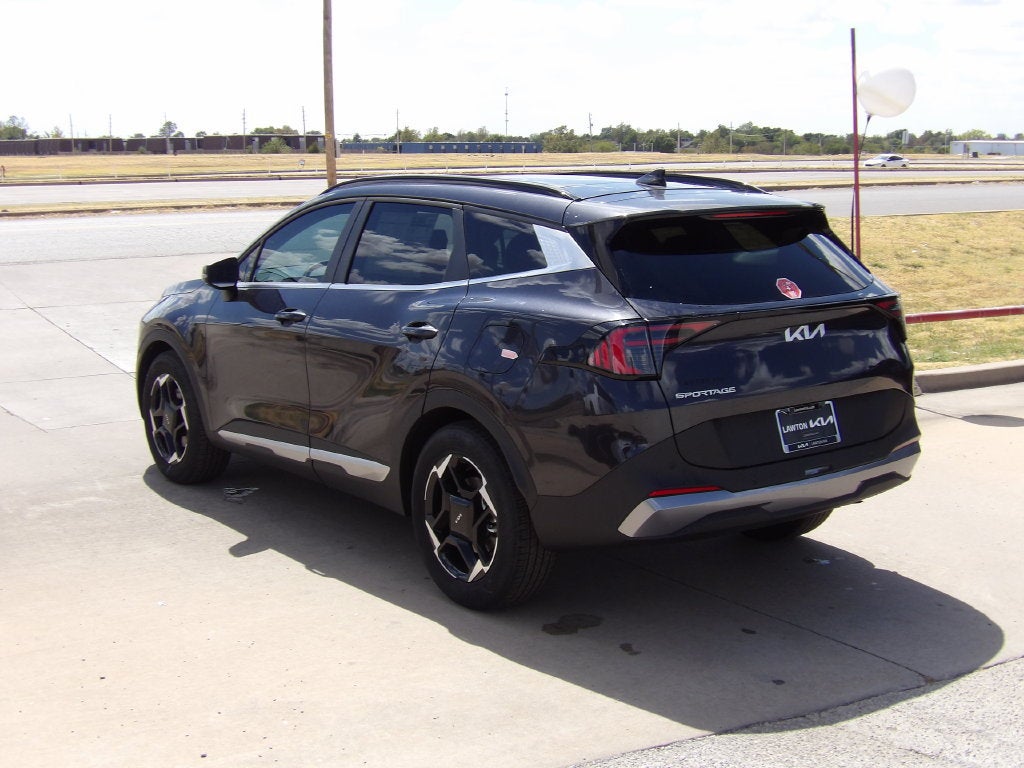2027 Kia Sportage EX