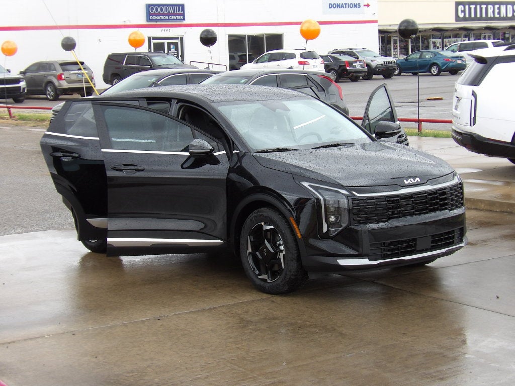 2027 Kia Sportage EX
