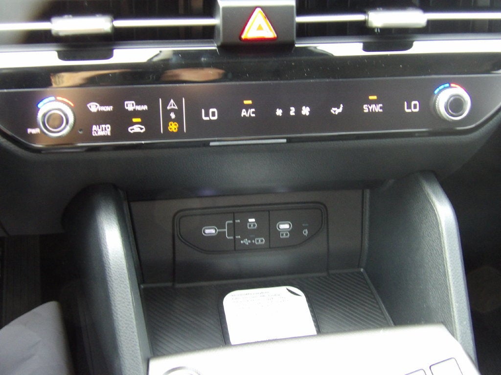 2027 Kia Sportage EX