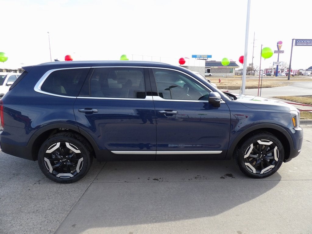 2025 Kia Telluride S