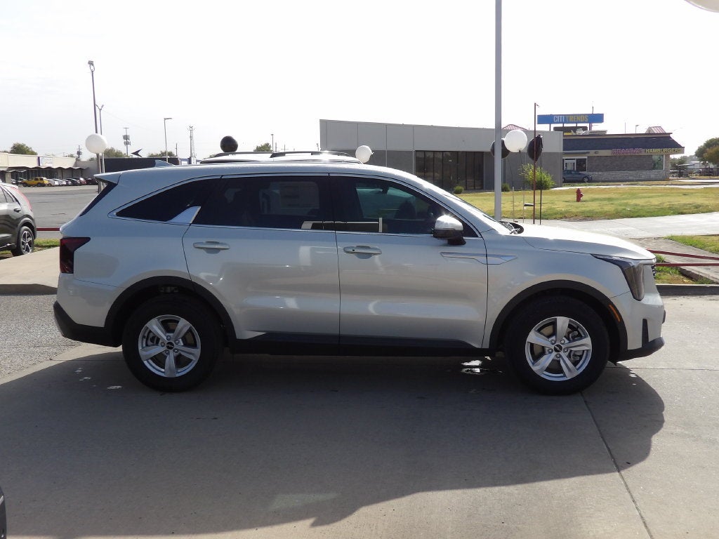 2026 Kia Sorento LX