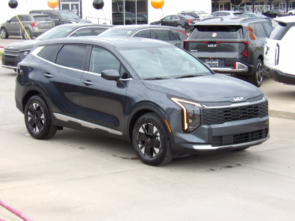 2027 Kia Sportage Hybrid LX