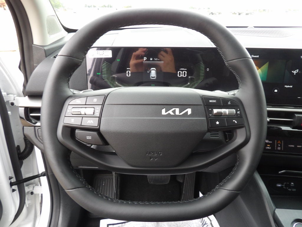 2027 Kia Sportage Hybrid LX