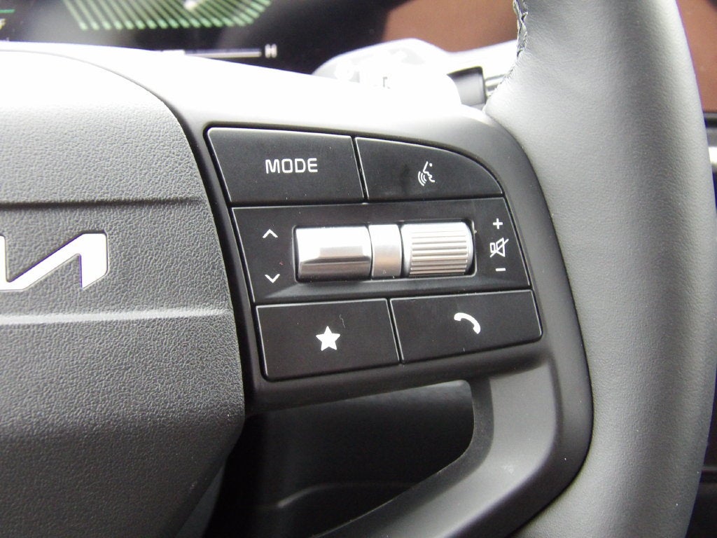 2027 Kia Sportage Hybrid LX