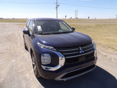 2025 Mitsubishi Outlander SE