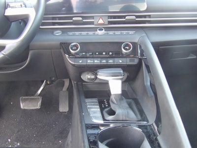 2024 Hyundai Elantra Limited