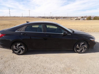 2025 Hyundai Elantra SEL Convenience