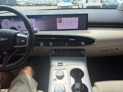 2026 Genesis GV70 2.5T Select