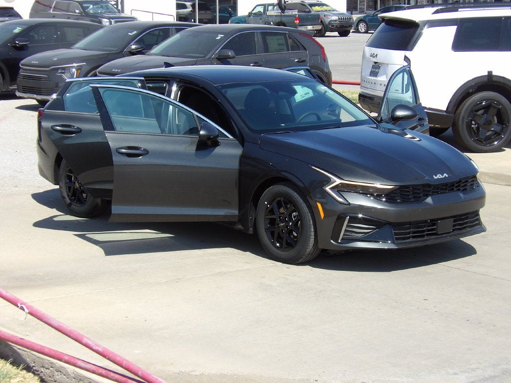 2026 Kia K5 LXS