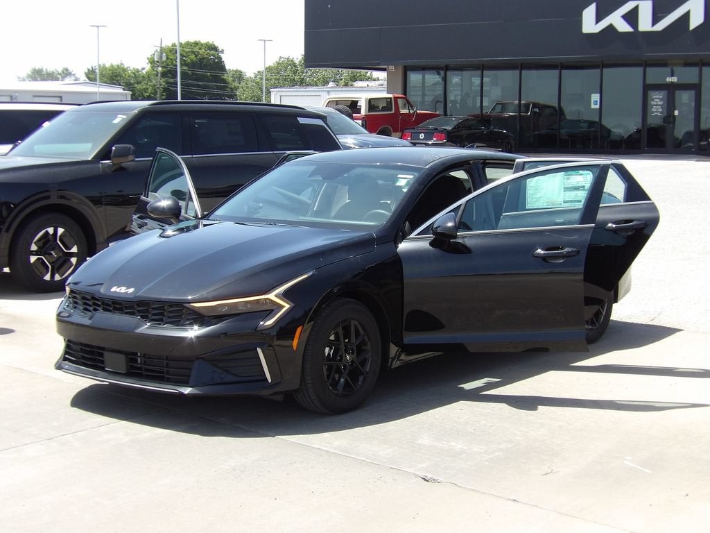 2026 Kia K5 LXS