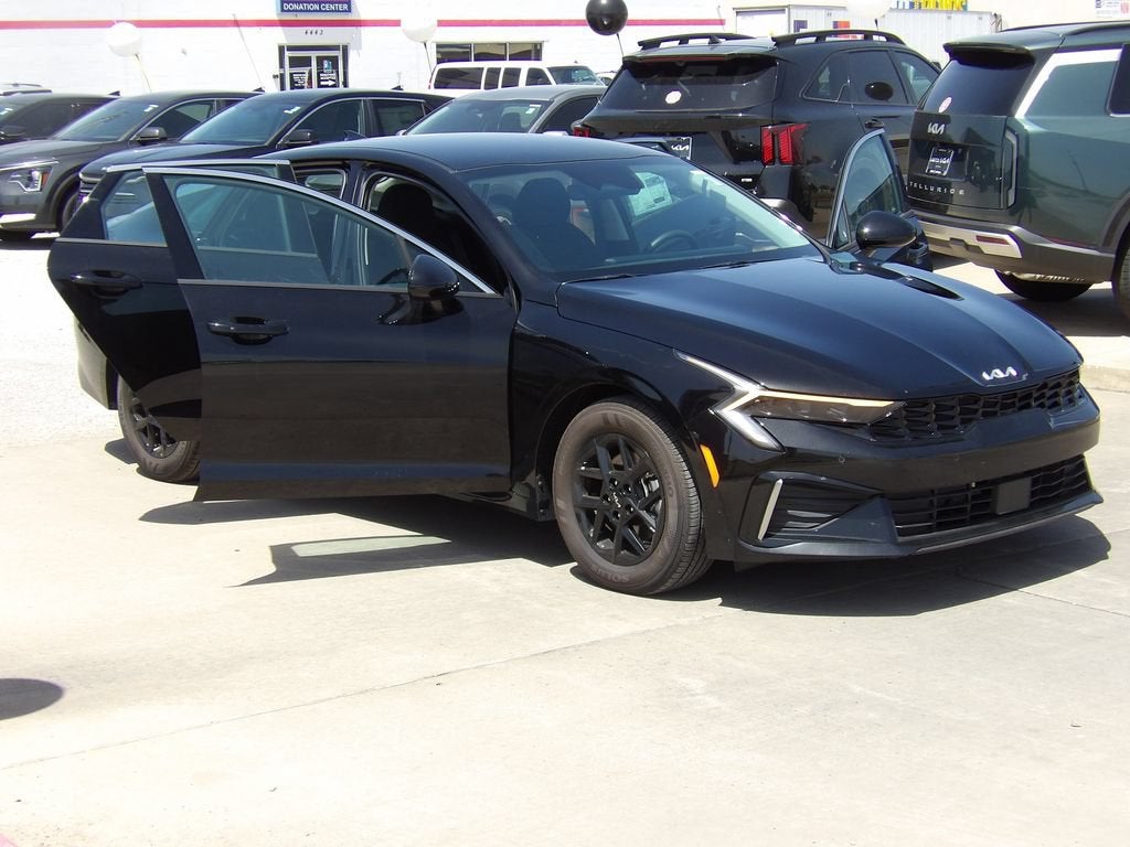 2026 Kia K5 LXS