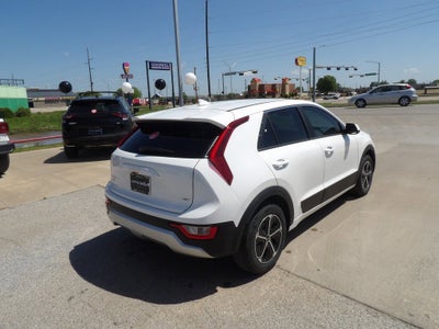 2025 Kia Niro LX