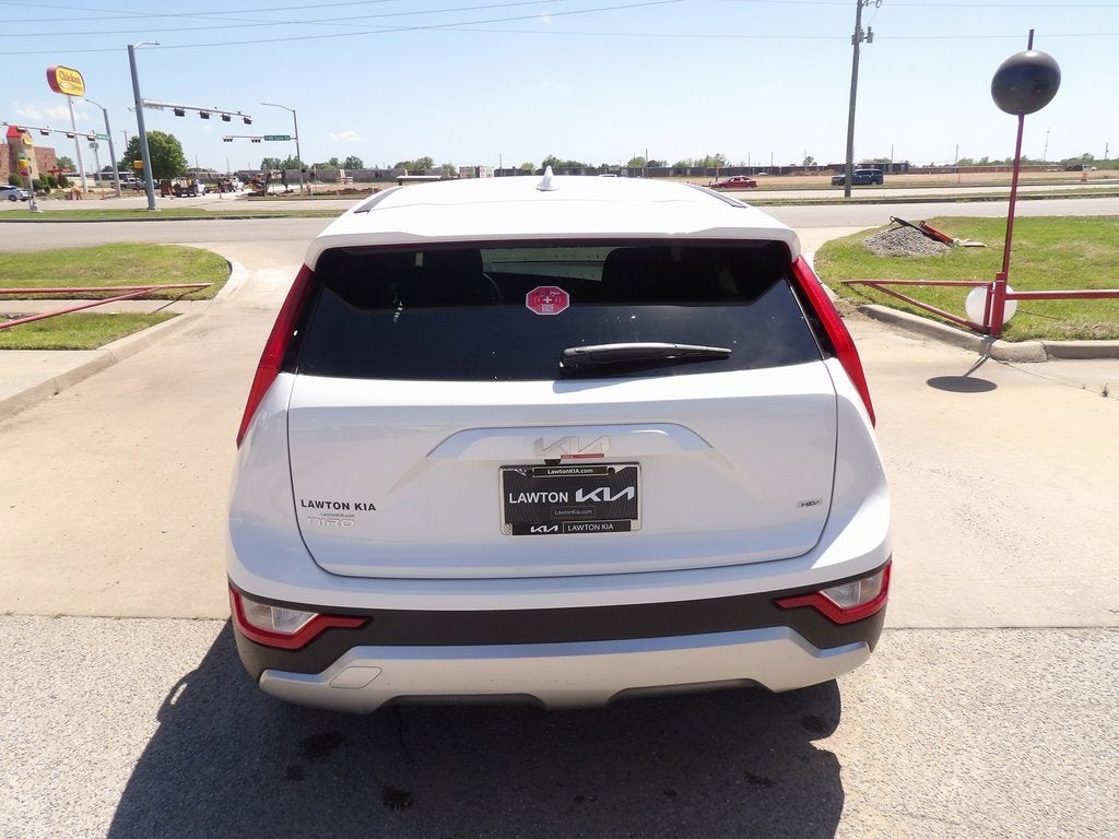 2025 Kia Niro LX