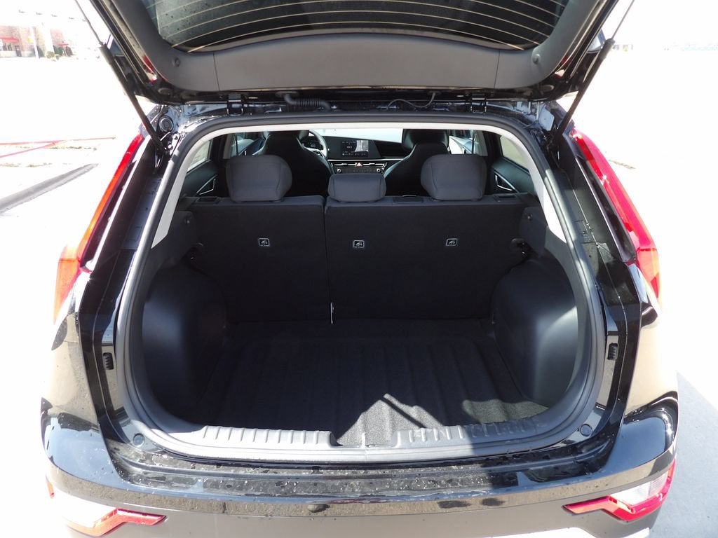 2026 Kia Niro LX