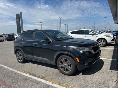 2023 Kia Seltos S