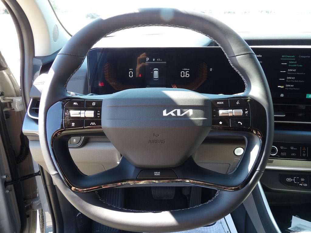 2027 Kia Carnival LXS
