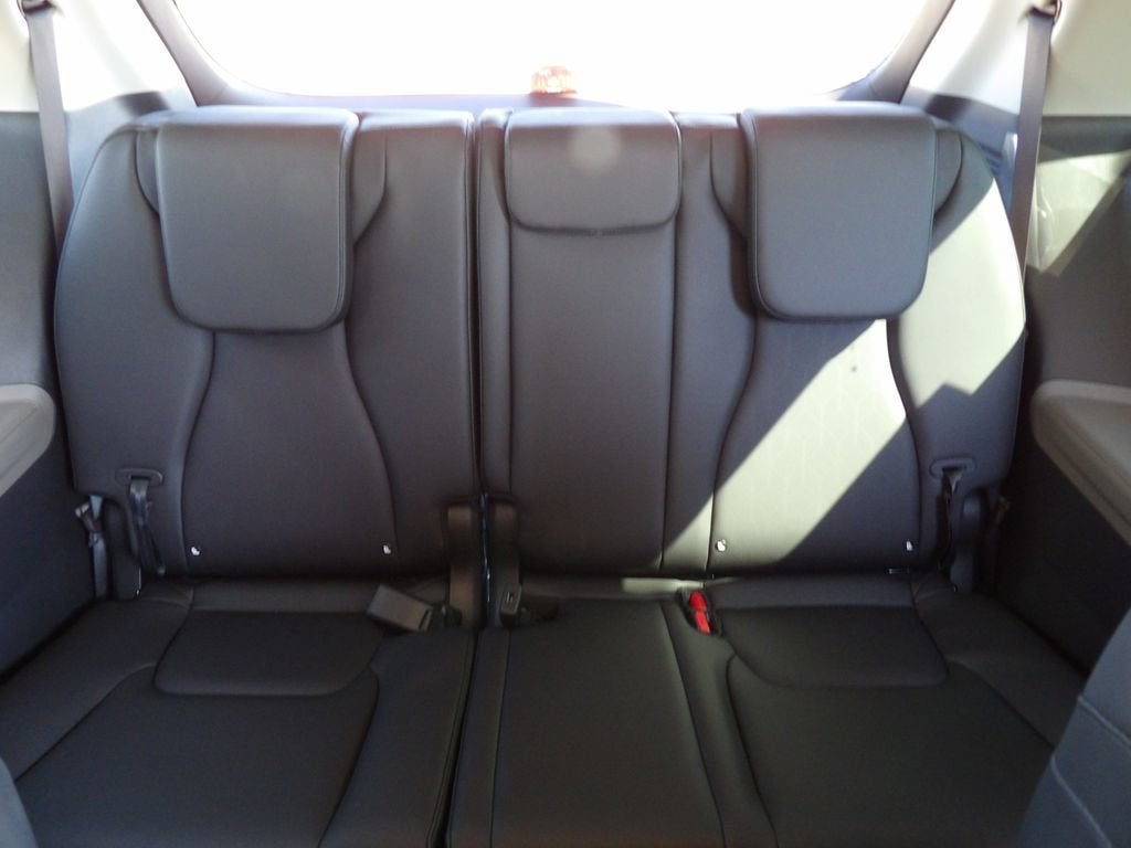 2027 Kia Carnival LXS