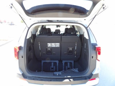 2027 Kia Carnival LXS