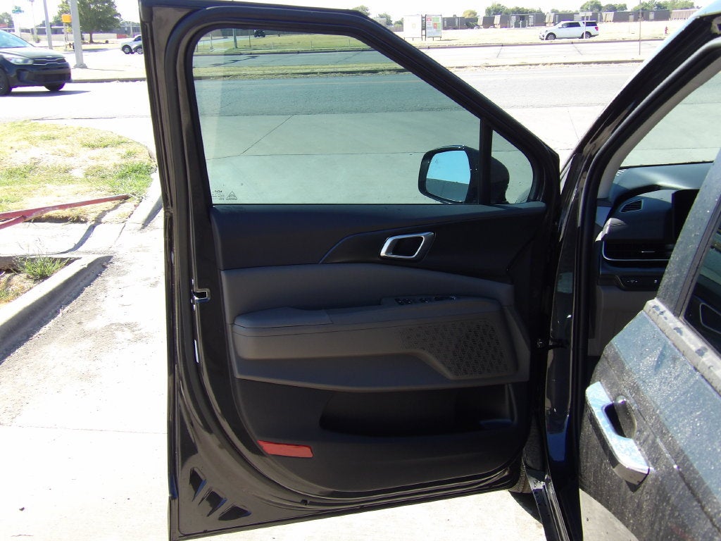 2027 Kia Carnival LXS