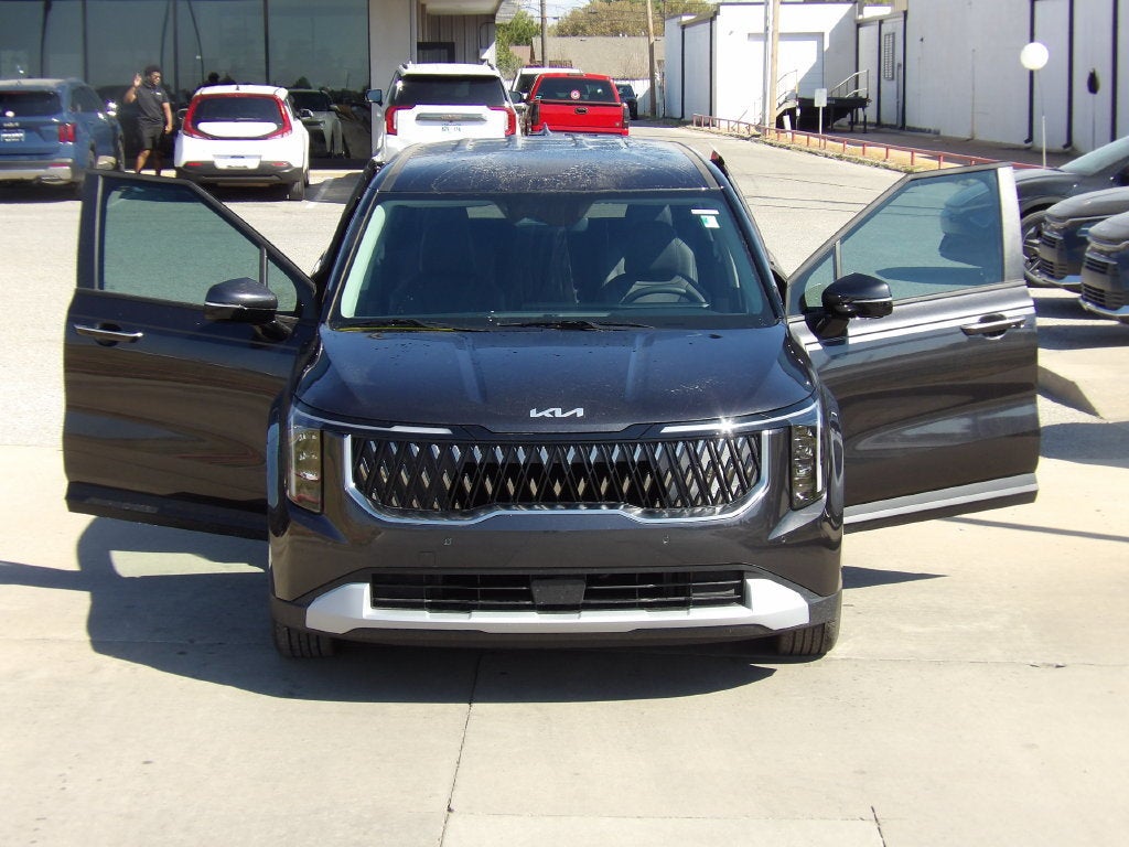2027 Kia Carnival LXS