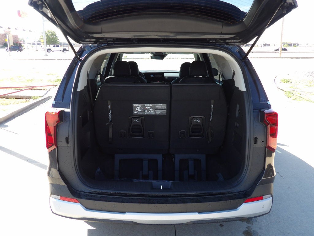 2027 Kia Carnival LXS