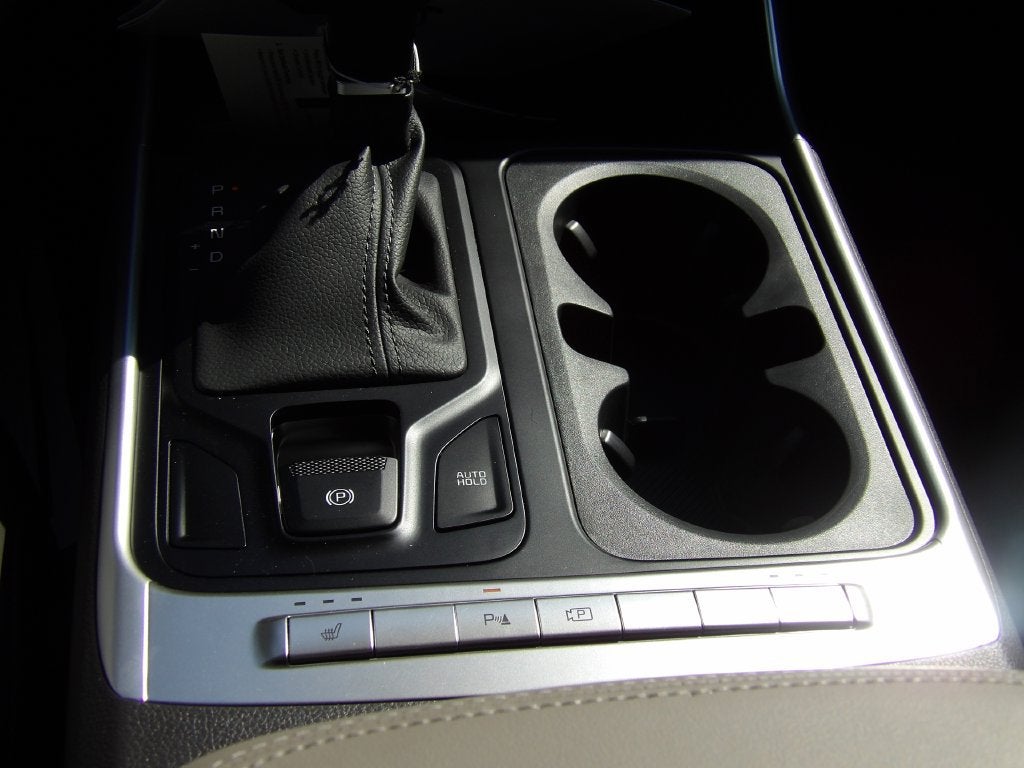 2027 Kia Carnival LXS