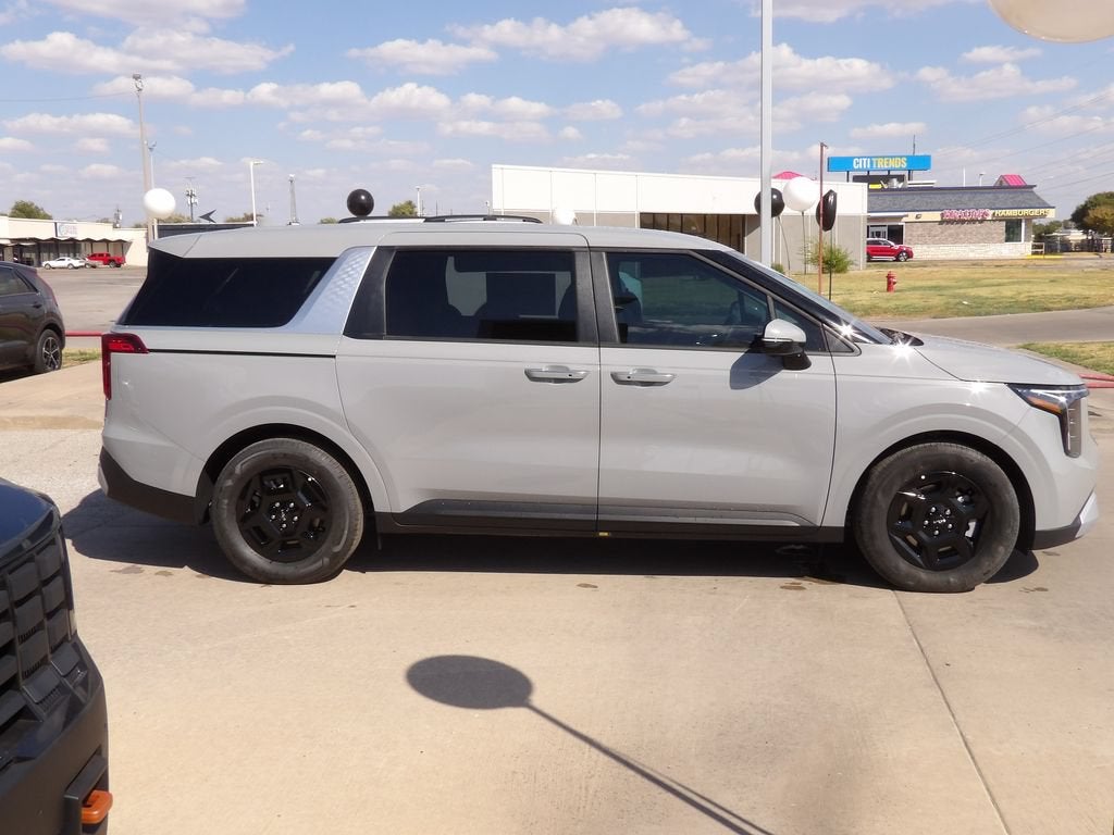 2027 Kia Carnival LXS