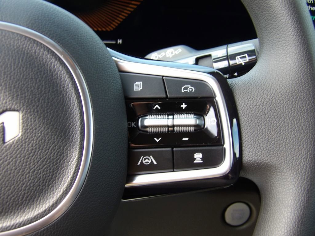 2026 Kia Carnival LX