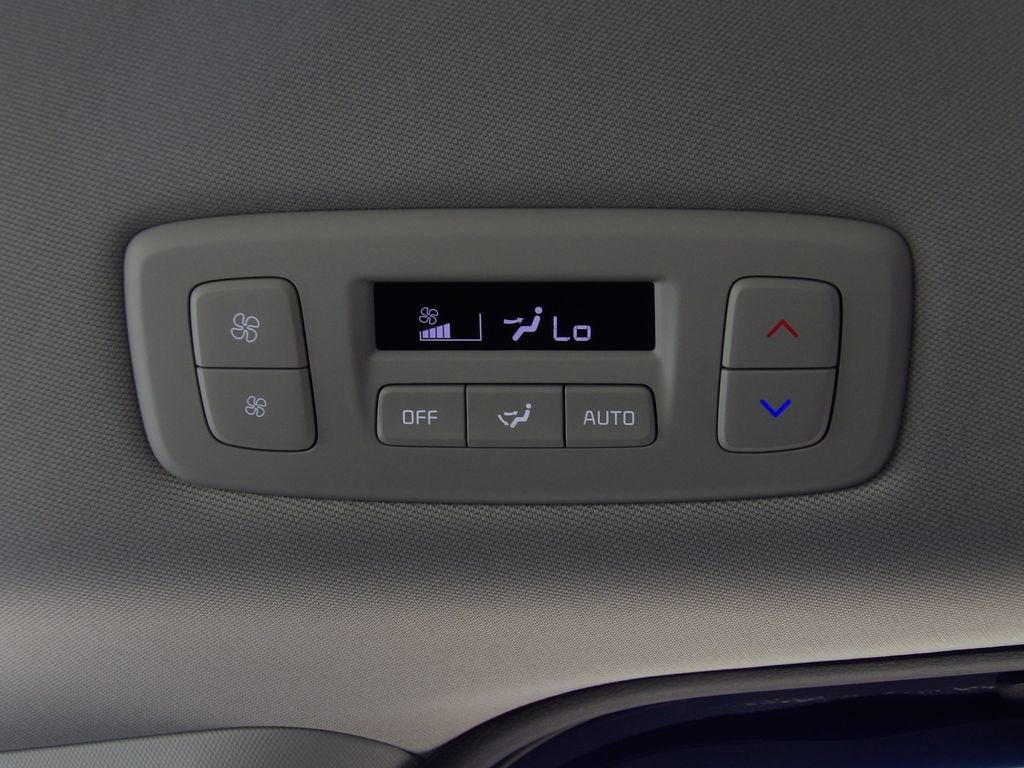 2026 Kia Carnival LX