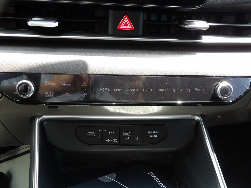 2026 Kia Carnival EX
