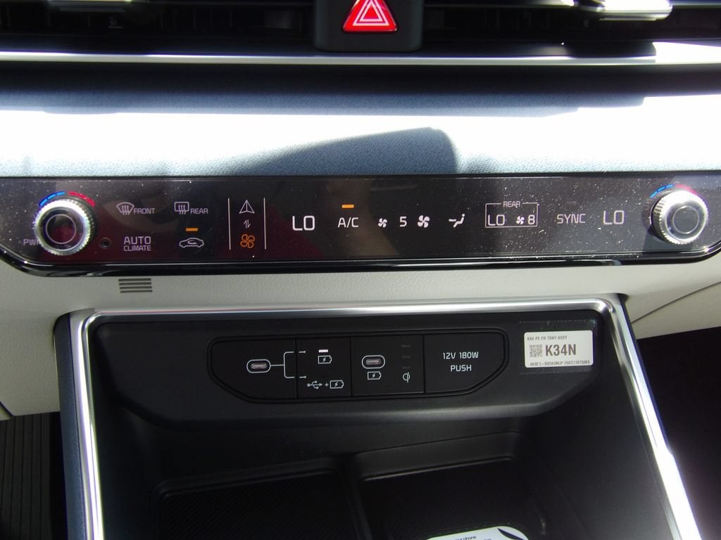 2026 Kia Carnival EX