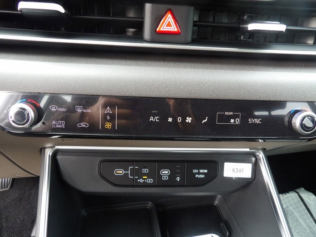 2026 Kia Carnival EX