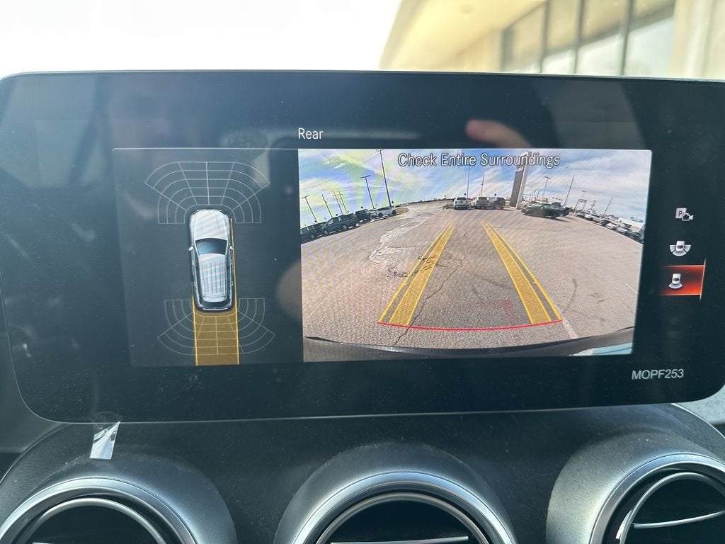 2021 Mercedes-Benz GLC GLC 300